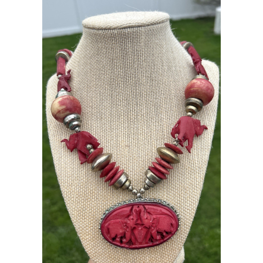 Vintage Hand Carved Elephant Necklace Painted African Fetish Wood? Red Silver
